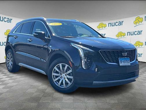2023 Cadillac XT4 Premium Luxury