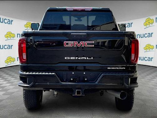 2023 GMC Sierra 2500 Denali