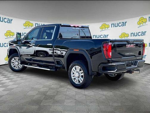2023 GMC Sierra 2500 Denali