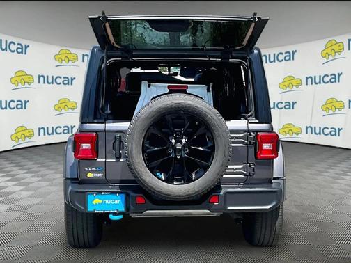 Granite Crystal Metallic Clearcoat 2023 Jeep Wrangler 4xe Sahara