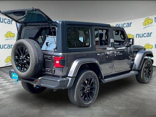 Granite Crystal Metallic Clearcoat 2023 Jeep Wrangler 4xe Sahara