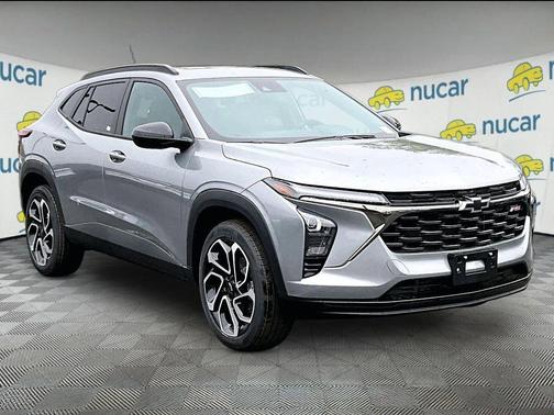 Sterling Gray Metallic 2026 Chevrolet Trax FWD 2RS