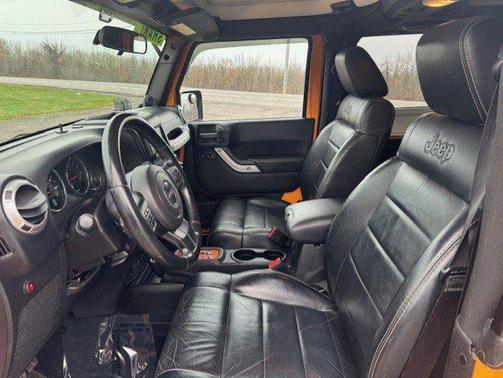 2012 Jeep Wrangler Sahara