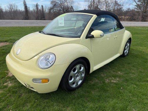 2003 Volkswagen New Beetle 2dr Convertible GLS Manual