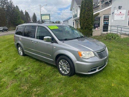 2014 Chrysler Town & Country 4dr Wgn Touring-L 30th Anniversary