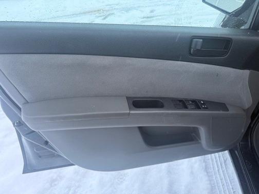 2009 Nissan Sentra 4dr Sdn I4 CVT 2.0 FE+