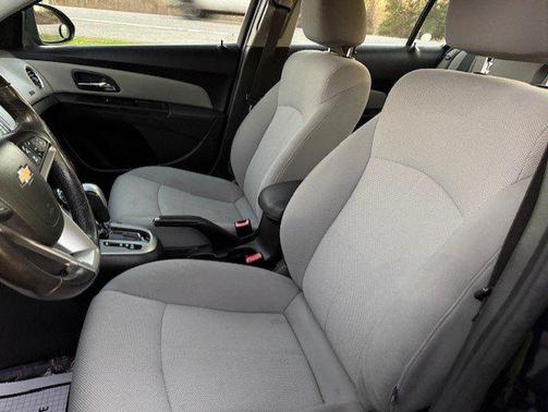 2011 Chevrolet Cruze LT