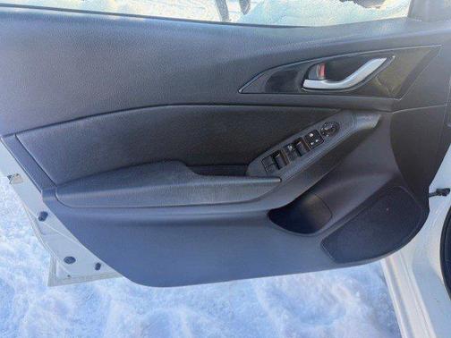 2014 Mazda Mazda3 i Sport