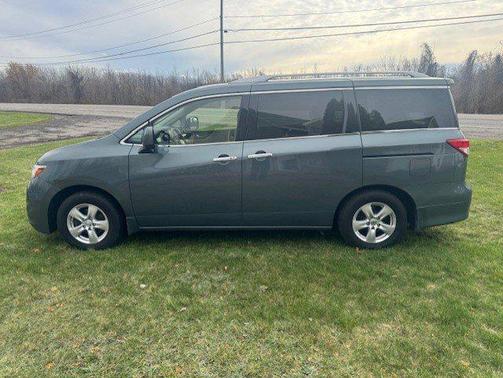 2013 Nissan Quest SV