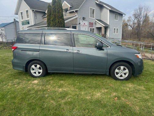 2013 Nissan Quest SV