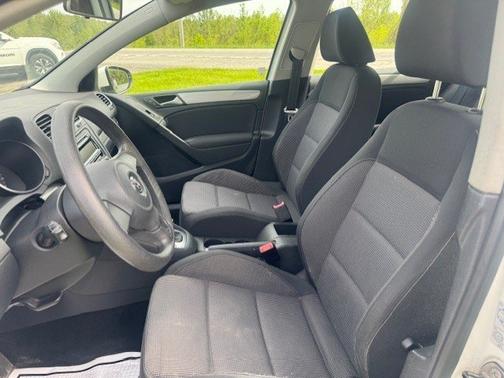 Candy White 2011 Volkswagen Golf 4dr HB Auto PZEV