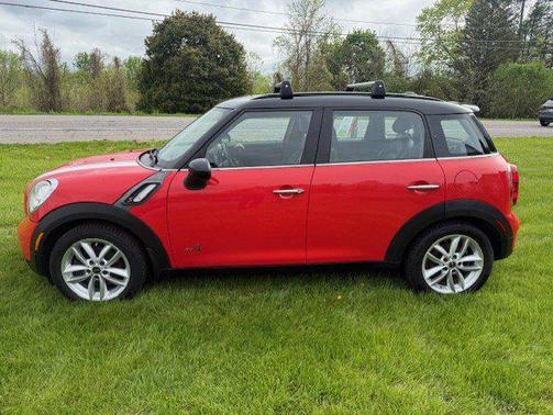2011 MINI Cooper S Countryman Base