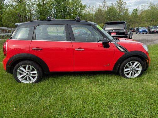 2011 MINI Cooper S Countryman Base