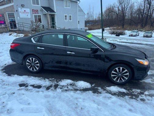 2017 Nissan Altima 2.5 SV