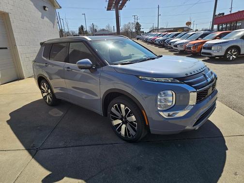 2025 Mitsubishi Outlander SEL