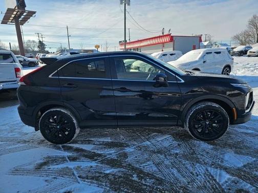 2025 Mitsubishi Eclipse Cross LE