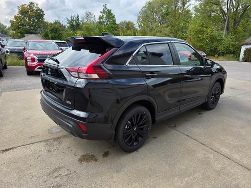 2025 Mitsubishi Eclipse Cross LE