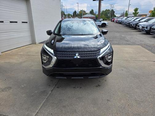 2025 Mitsubishi Eclipse Cross LE