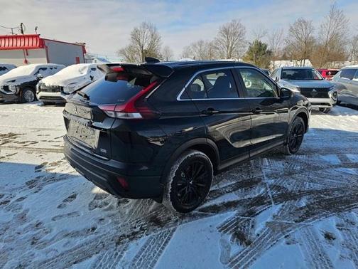 2025 Mitsubishi Eclipse Cross LE
