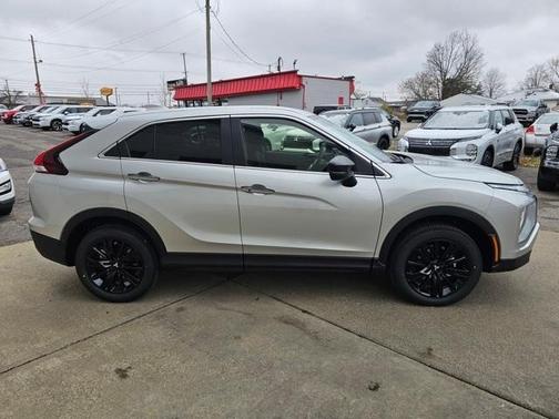 2025 Mitsubishi Eclipse Cross LE