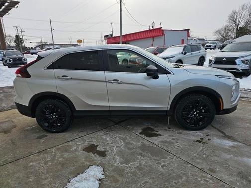 2025 Mitsubishi Eclipse Cross LE