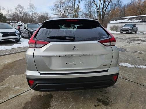 2025 Mitsubishi Eclipse Cross LE