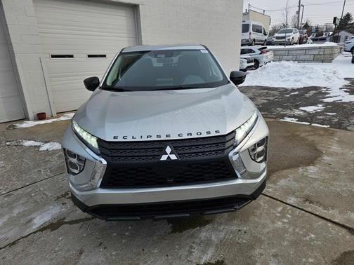 2025 Mitsubishi Eclipse Cross LE