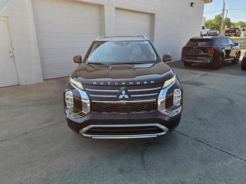2025 Mitsubishi Outlander Platinum Edition