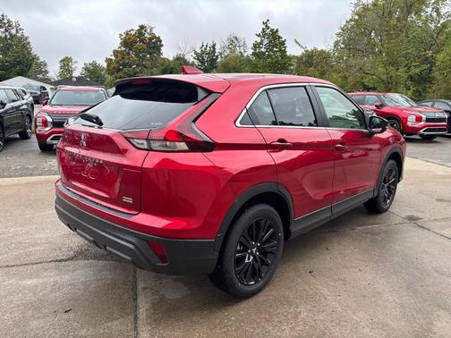 2025 Mitsubishi Eclipse Cross LE