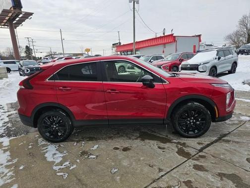 2025 Mitsubishi Eclipse Cross LE