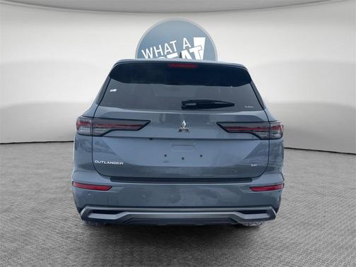 2026 Mitsubishi Outlander SE