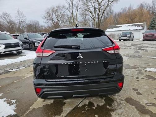 2025 Mitsubishi Eclipse Cross ES