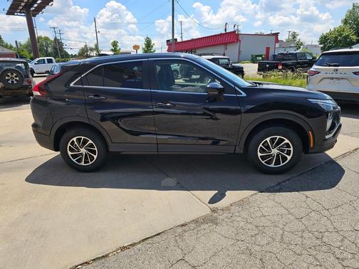 2025 Mitsubishi Eclipse Cross ES