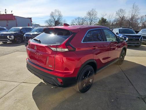 2025 Mitsubishi Eclipse Cross LE
