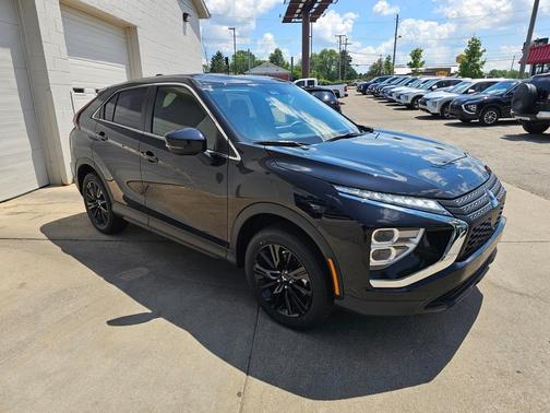 2025 Mitsubishi Eclipse Cross LE