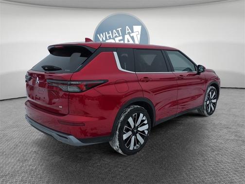 2026 Mitsubishi Outlander SE