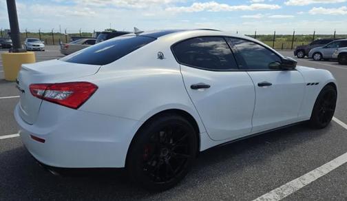 Bianco 2017 Maserati Ghibli Base