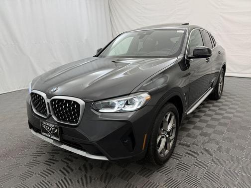 2025 BMW X4 xDrive30i