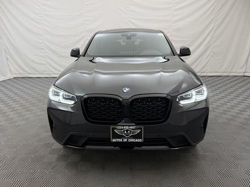 2025 BMW X4 xDrive30i