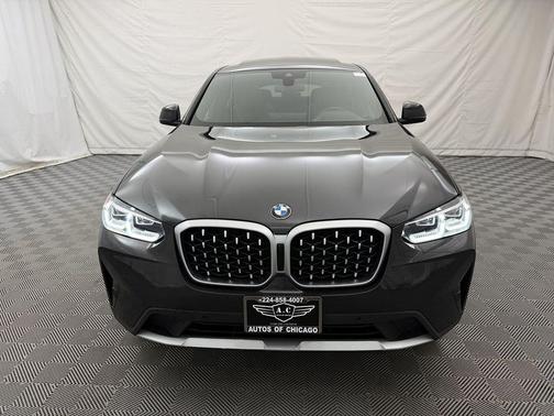 2025 BMW X4 xDrive30i