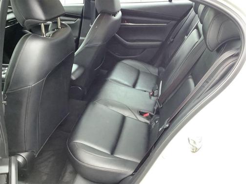 2022 Mazda Mazda3 FWD w/Select Package