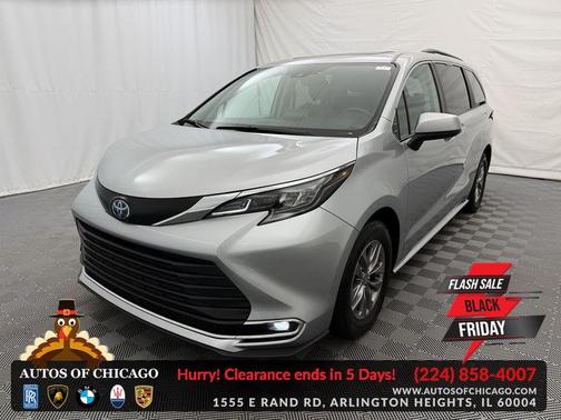2024 Toyota Sienna XLE