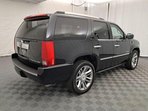2012 Cadillac Escalade Platinum Edition