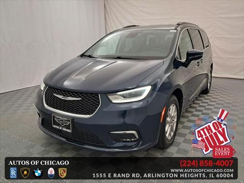 2022 Chrysler Pacifica Touring L
