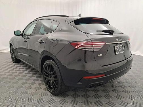 Black 2021 Maserati Levante S