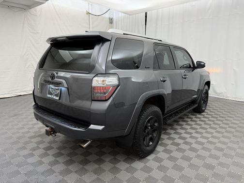 Magnetic Gray Metallic 2018 Toyota 4Runner SR5 Premium