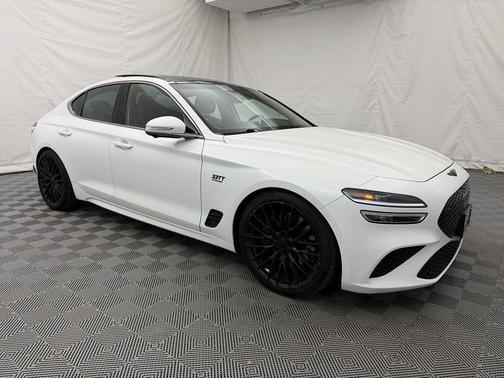 2022 Genesis G70 3.3T AWD Launch Edition