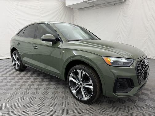 2022 Audi Q5 45 S line Premium Plus