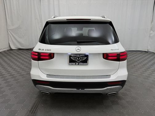 2025 Mercedes-Benz GLB 250 4MATIC