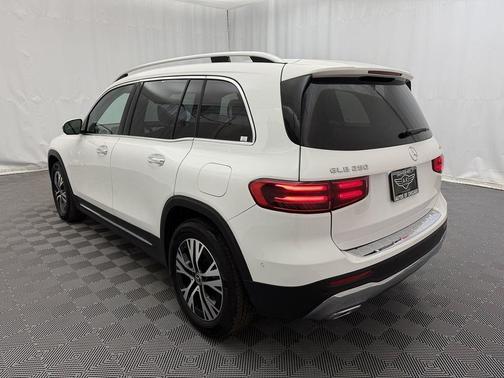 2025 Mercedes-Benz GLB 250 4MATIC